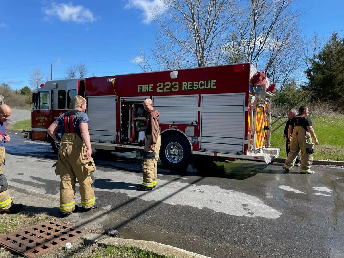 Rescue 22-43 Full Compartment Profile — Full side profile showing Rescue 22-43's roll-up equipment bays and 8-person cab.